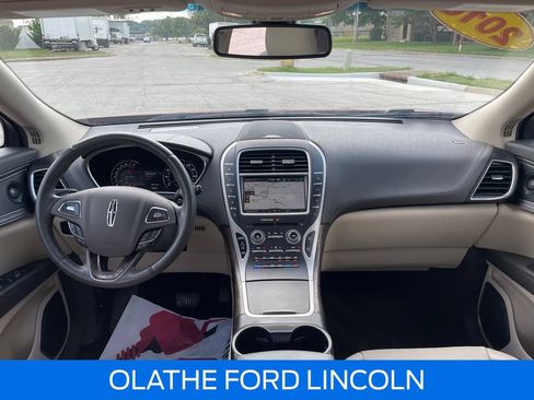 Used 2016 Lincoln MKX Reserve w/ Technology Package AWD/4WD image 25