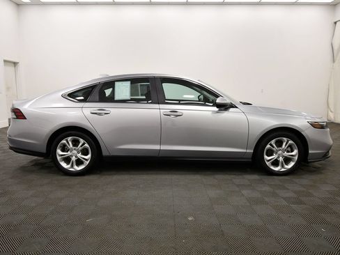 Certified 2024 Honda Accord LX image 9