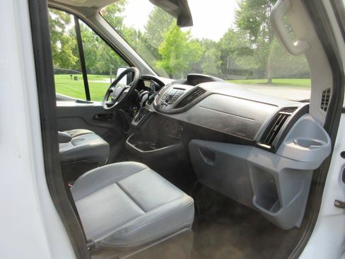 Used 2016 Ford Transit 250 148 Medium Roof RWD image 37
