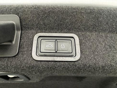 Used 2019 Audi A6 3.0T Prestige w/ Prestige Package image 32