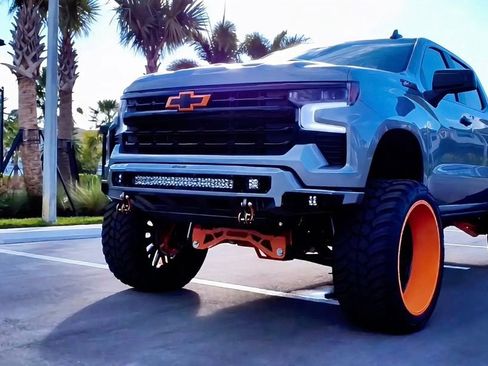 Used 2025 Chevrolet Silverado 1500 LT Trail Boss AWD/4WD image 30