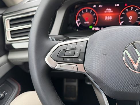 New 2026 Volkswagen Atlas Peak Edition image 17