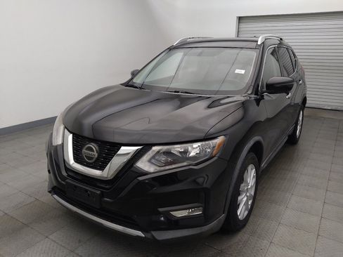 Used 2018 Nissan Rogue SV w/ Premium Package FWD image 15