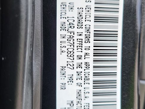 Used 2015 Jeep Grand Cherokee Altitude image 34