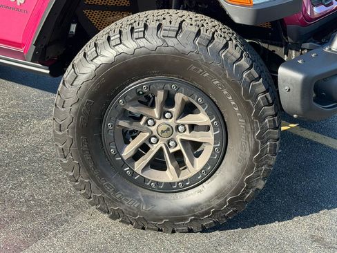 Used 2024 Jeep Wrangler Unlimited Rubicon 392 AWD/4WD image 9