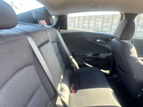 Used 2020 Chevrolet Malibu LT FWD image 29
