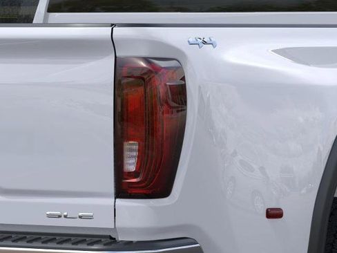 New 2026 GMC Sierra 3500 SLE w/ SLE Value Package image 11