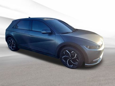 Used 2023 Hyundai Ioniq 5 SEL image 12