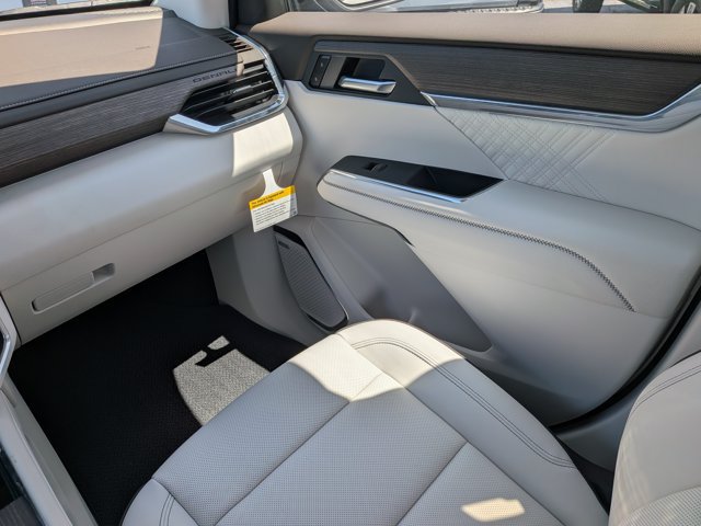New 2027 GMC Acadia Denali w/ Denali Reserve Package FWD image 15