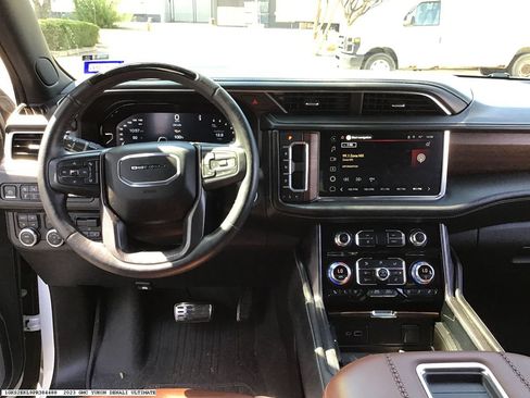 Used 2023 GMC Yukon Denali Ultimate AWD/4WD image 13