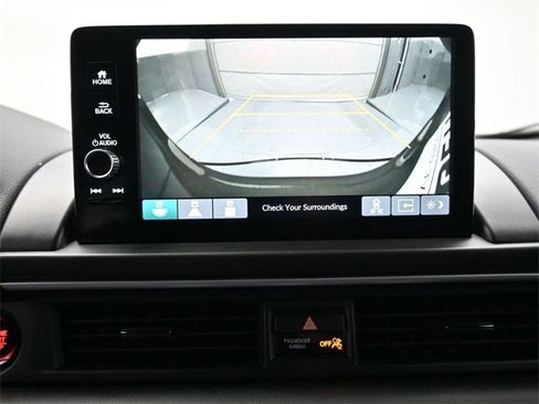 Used 2024 Honda Pilot EX-L image 3