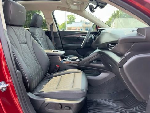 Used 2023 Buick Envision Avenir AWD/4WD image 7