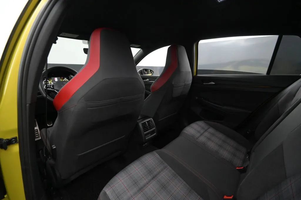 Used 2023 Volkswagen GTI 40th Anniversary Edition FWD image 48