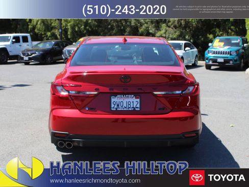 Used 2026 Toyota Camry SE w/ Convenience Package FWD image 8