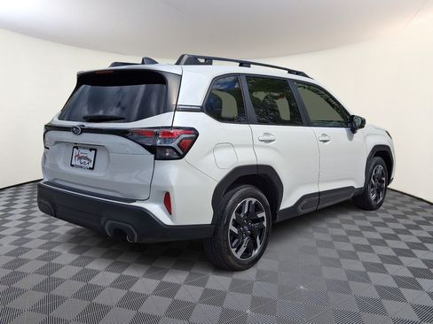 Used 2025 Subaru Forester Limited AWD/4WD image 6