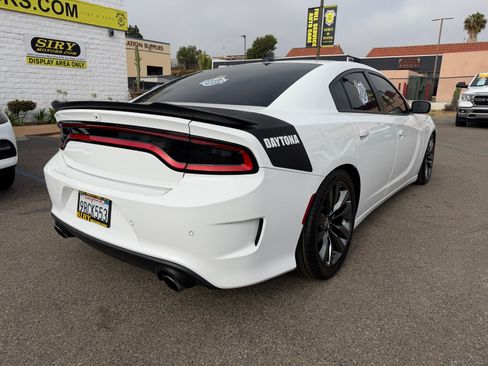 Used 2022 Dodge Charger R/T w/ Daytona Edition Group RWD image 3