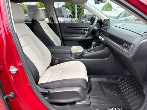 Certified 2025 Honda CR-V EX image 9