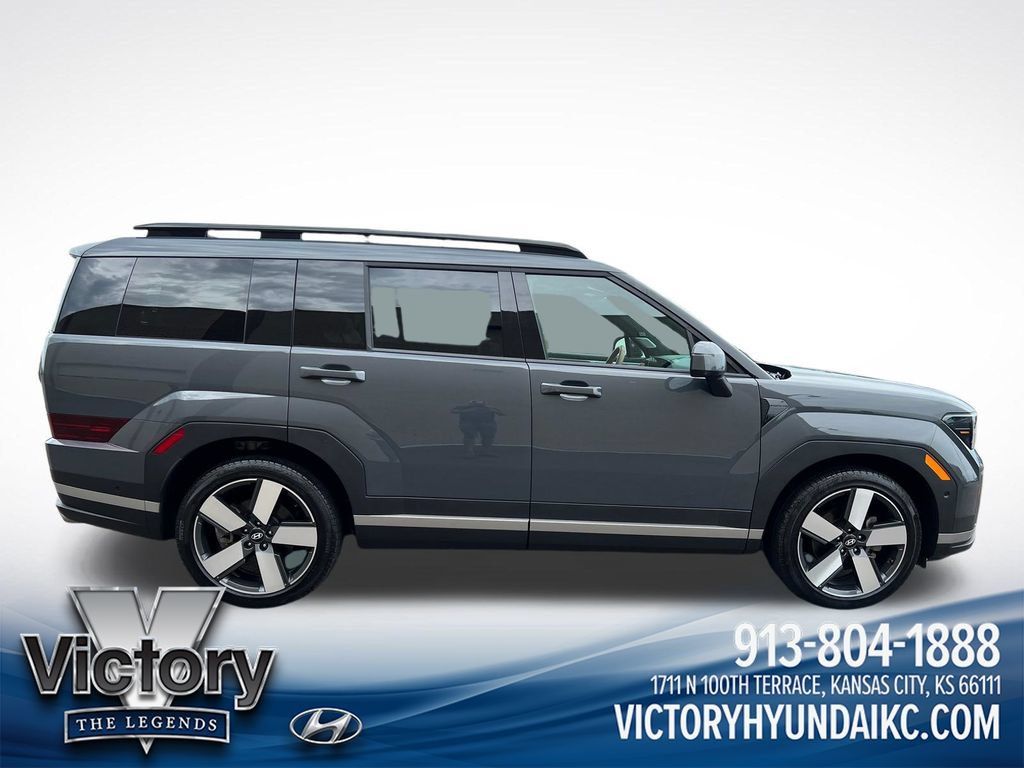 Used 2024 Hyundai Santa Fe Limited AWD/4WD image 6