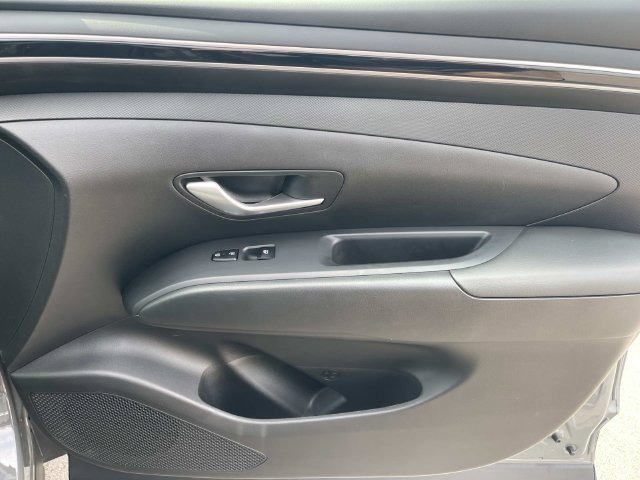 Certified 2024 Hyundai Tucson SEL FWD image 24