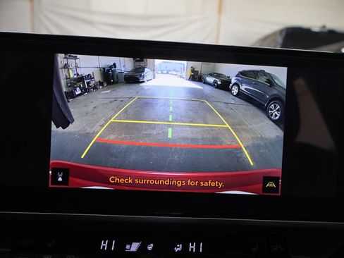 Used 2025 Toyota Camry XSE FWD image 22
