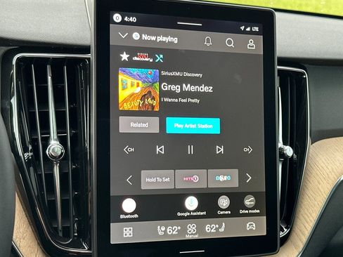 New 2026 Volvo XC60 B5 Core w/ Protection Package Premier image 17