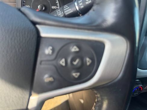 Used 2018 GMC Acadia SLE FWD image 20
