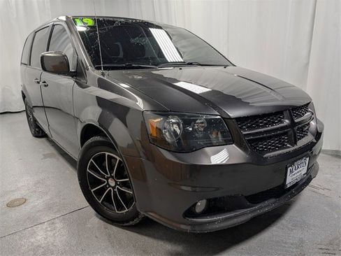 Used 2019 Dodge Grand Caravan GT image 2