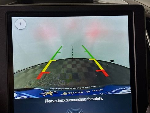 Used 2022 Ford Edge Titanium image 16