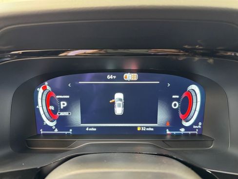 New 2026 Nissan Pathfinder Platinum image 33