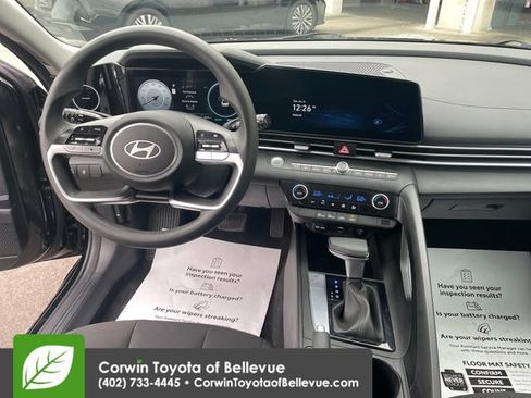 Used 2024 Hyundai Elantra SEL FWD image 14