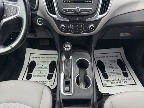 Used 2019 Chevrolet Equinox LT image 14