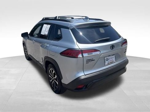 Used 2023 Toyota Corolla Cross AWD Hybrid image 3