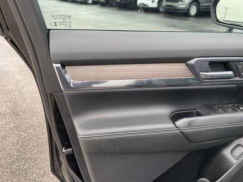 New 2026 GMC Terrain Denali w/ LPO, Floor Liner Package AWD/4WD image 35