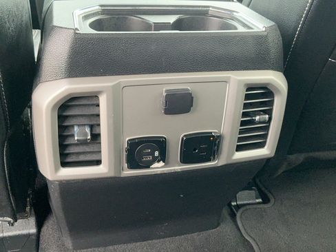 Used 2021 Ford F250 Lariat w/ Lariat Value Package AWD/4WD image 10