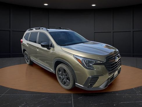 Used 2024 Subaru Ascent Onyx Edition AWD/4WD image 10