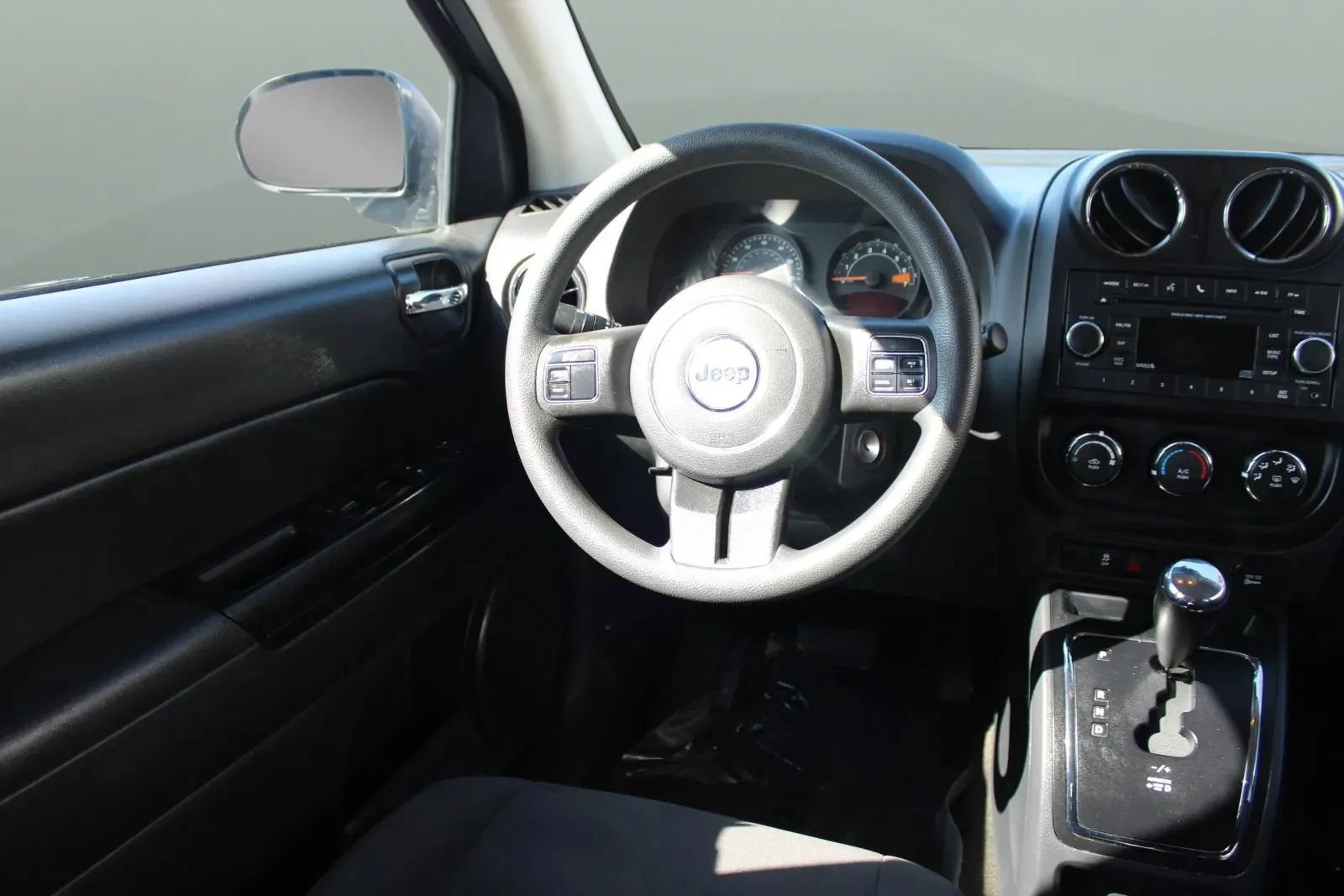 Used 2016 Jeep Compass Sport w/ Power Value Group AWD/4WD image 7