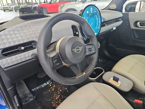 Used 2025 MINI Cooper S FWD image 18