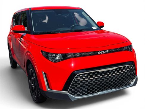 Certified 2023 Kia Soul EX FWD image 1