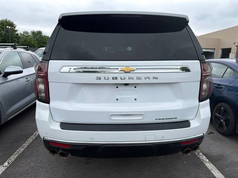 Used 2023 Chevrolet Suburban Premier AWD/4WD image 3