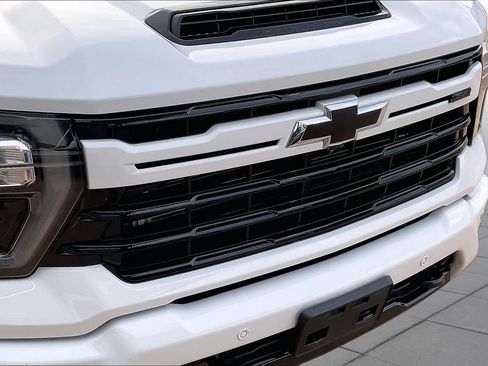 Used 2024 Chevrolet Silverado 2500 LTZ w/ LTZ Plus Package AWD/4WD image 30