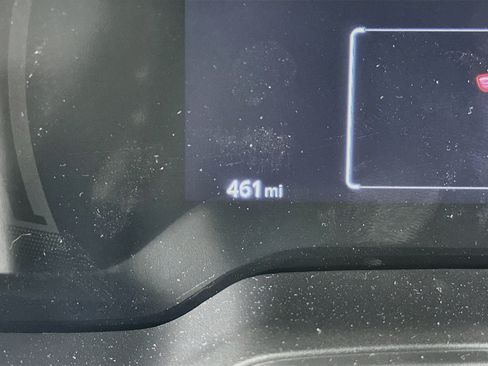 Used 2026 Toyota Corolla SE FWD image 19