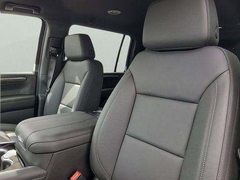New 2026 Chevrolet Suburban LT w/ Comfort Package RWD image 21
