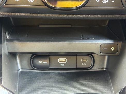 Used 2025 Kia Soul S FWD image 27