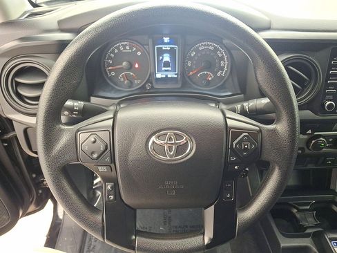 Certified 2022 Toyota Tacoma SR image 16