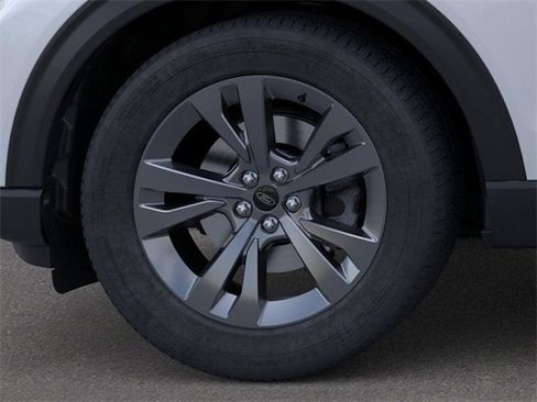 New 2026 Ford Explorer Active image 19