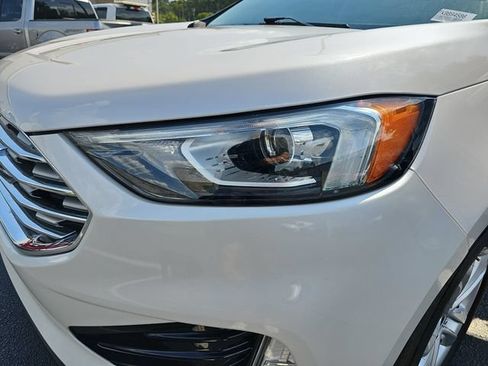 Certified 2019 Ford Edge SEL w/ Equipment Group 201A FWD image 33