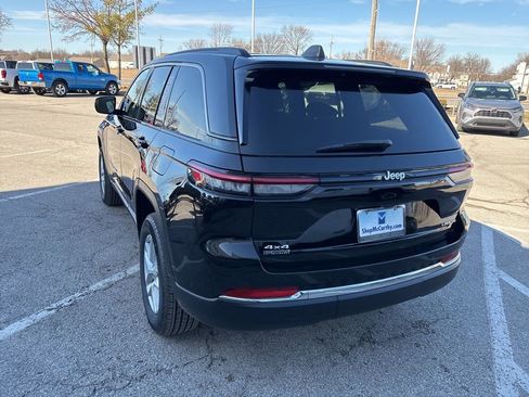 New 2026 Jeep Grand Cherokee Laredo X AWD/4WD image 25