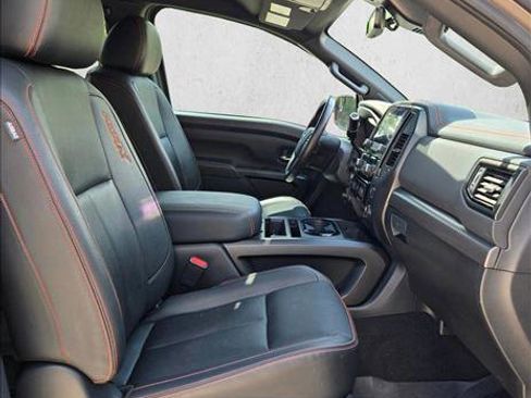 Used 2023 Nissan Titan PRO-4X w/ Pro-4x Convenience Package AWD/4WD image 20