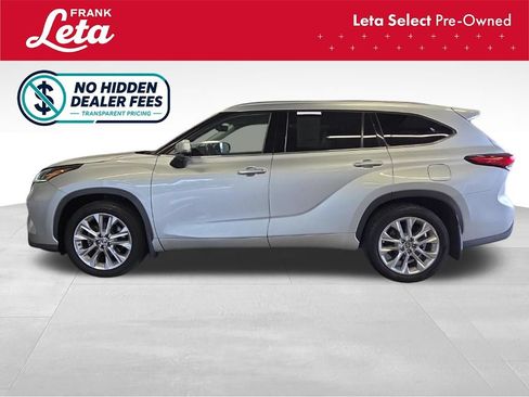 Used 2020 Toyota Highlander Limited AWD/4WD image 3