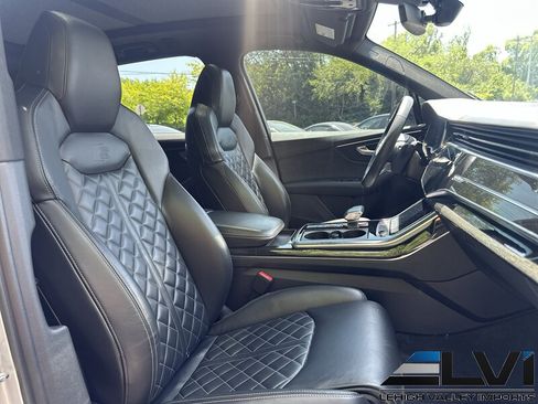 Used 2020 Audi SQ7 Premium Plus w/ Driver Assistance Package AWD/4WD image 22